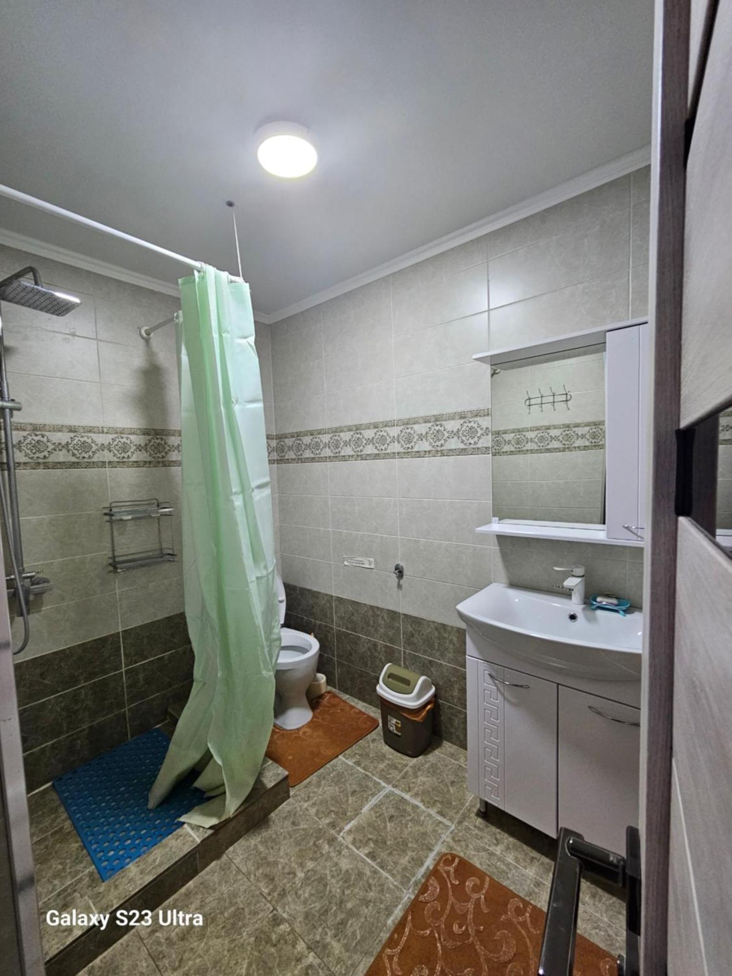 Guest House Mira Kochkor Екстер'єр фото