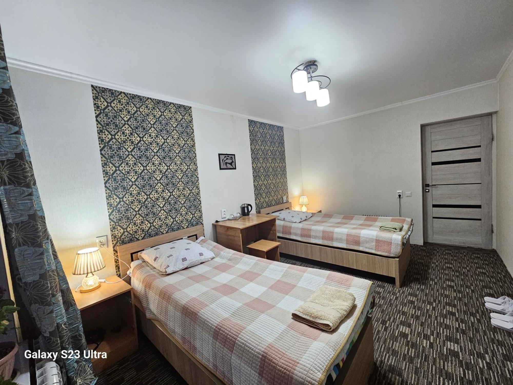 Guest House Mira Kochkor Екстер'єр фото