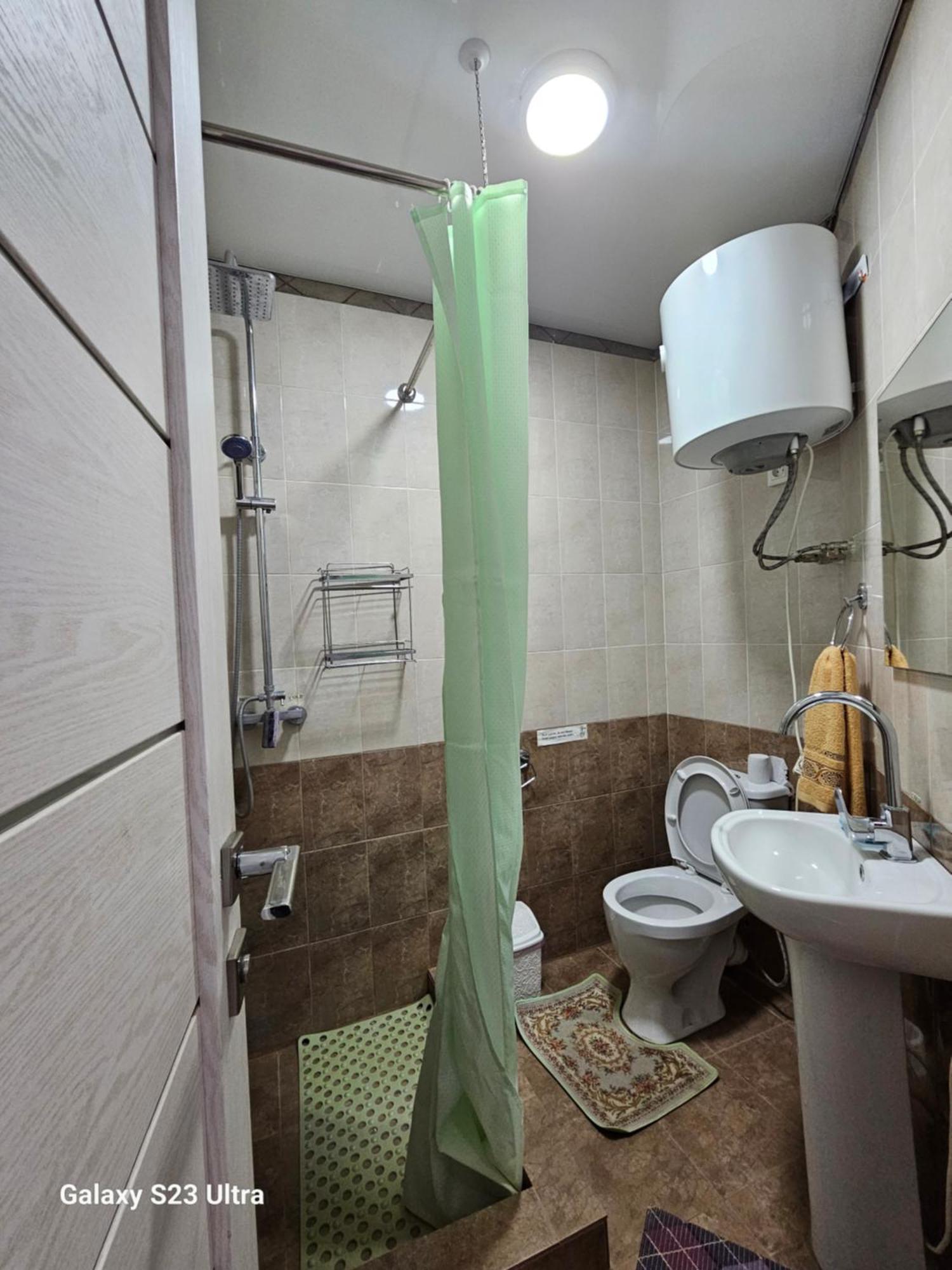 Guest House Mira Kochkor Екстер'єр фото