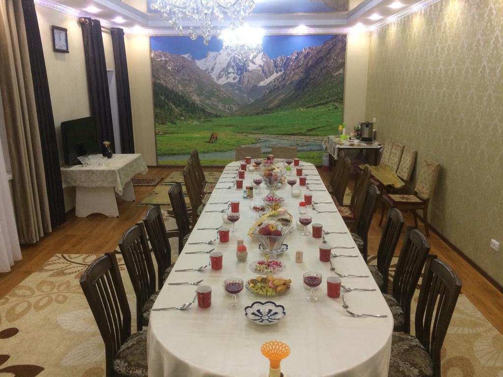 Guest House Mira Kochkor Екстер'єр фото